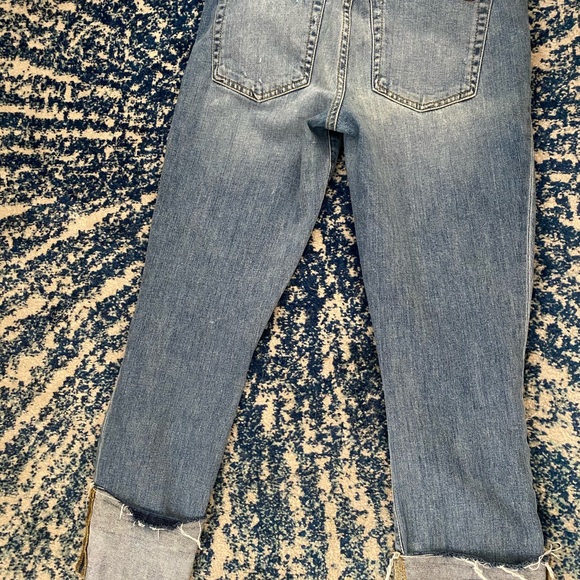 Joe’s jeans cropped light denim distressed size 27 - Picture 2 of 4